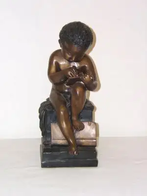 Figura de bronce