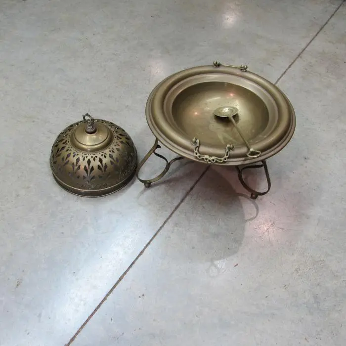 Brasero antiguo de latón, Herrería y Metal · vista 2/3