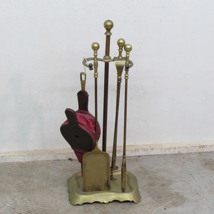 Juego de chimenea antiguo, Herrería y Metal