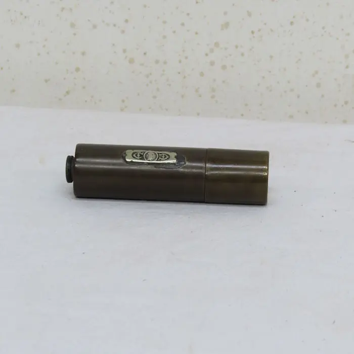 Antiguo mechero encendedor, Herrería y Metal