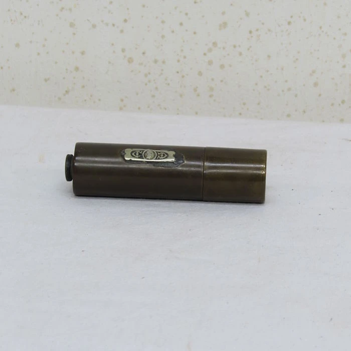 Antiguo mechero encendedor, Herrería y Metal