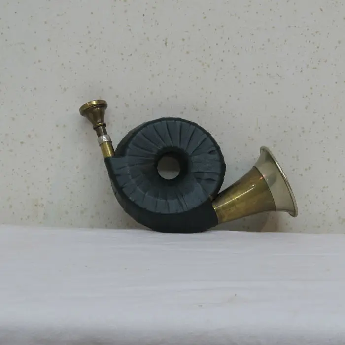 Cornetín antiguo, Herrería y Metal