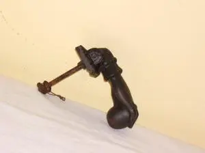 Picaporte antiguo de hierro, Herrería y Metal · vista 2/2
