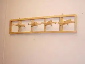 Perchero de pared antiguo