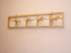 Perchero de pared antiguo