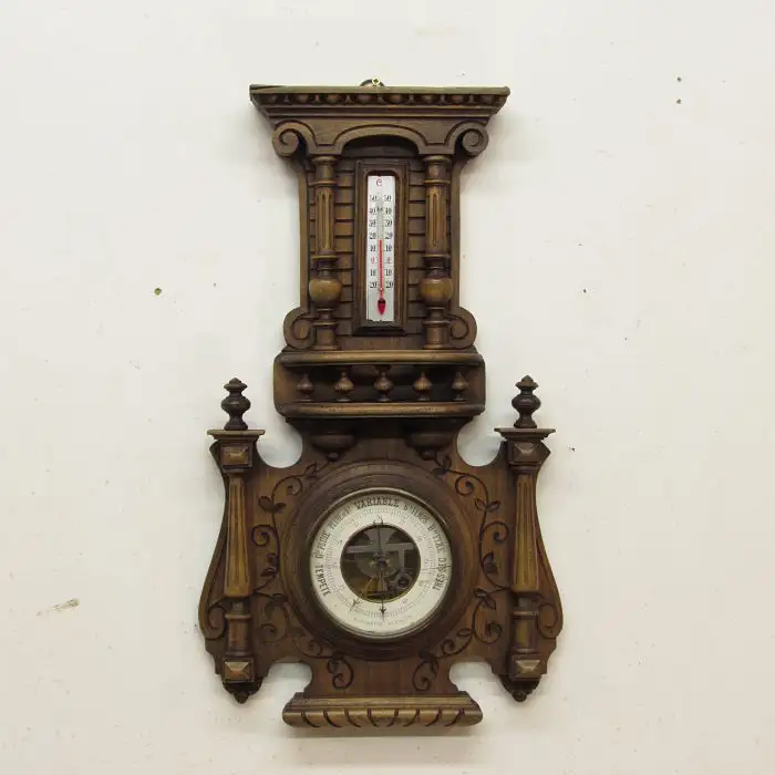 Barómetro antiguo