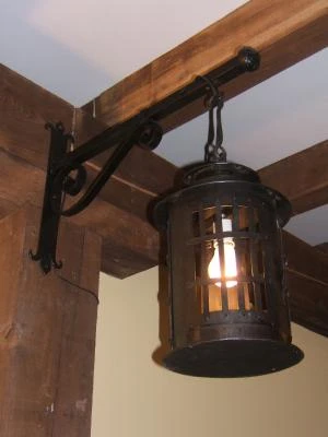 Farol de forja, Iluminación