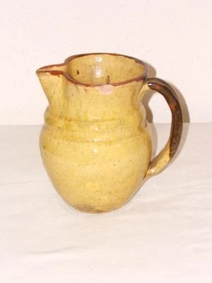 Jarra antigua de cerámica, Cerámica y Alfarería
