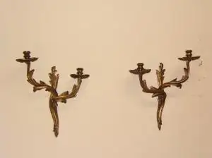Pareja de apliques de bronce
