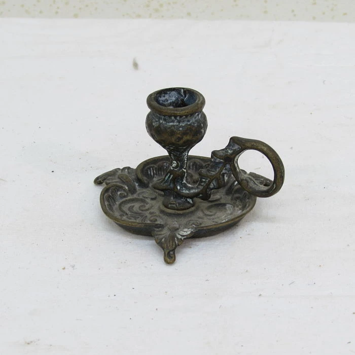 Palmatoria antigua, Herrería y Metal