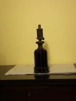 Lámpara antigua de petroleo