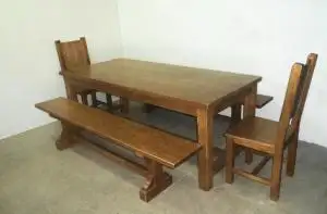 Mesa de roble rústica