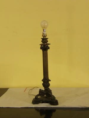 Lámpara antigua, Iluminación