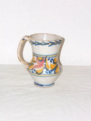 Jarra antigua de cerámica, Cerámica y Alfarería